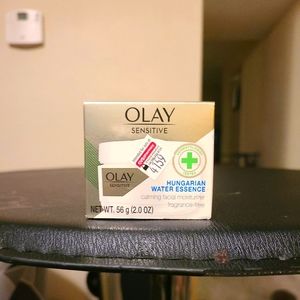 Olay Hungarian Water Essence Face Moisturizer